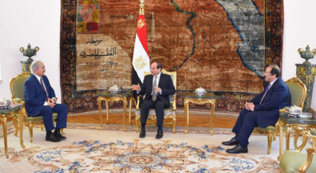 Sisi ke Haftar: Mesir Dukung Langkah Kontraterorisme Mencapai Keamanan di Libya