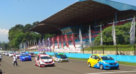 Balap Honda Jazz dan Brio Speed Challenge di Sirkuit Sentul