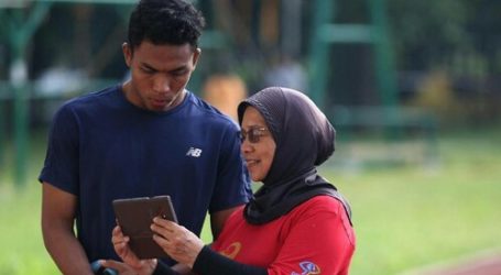 Eni Nuraini Wanita Tua Berjilbab, Pelatih Atletik Terbaik Asia
