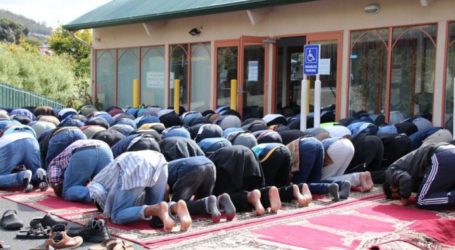 Jamaah Masjid Hobart Australia Luber Hingga Parkiran