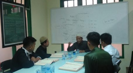 Wahyudi KS: Empat Pemuda Muslim Thailand Pelajari Hakikat Hidup Berjamaah di Ponpes. Al-Fatah