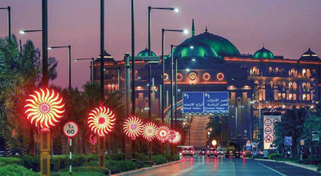 Ribuan Lampu Hias di Abu Dhabi Sambut Idul Adha