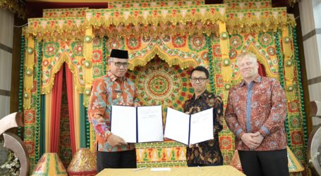 Pemerintah Aceh Tandatangani Kerjasama Perdagangan Kelapa Sawit dengan IDH
