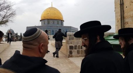 2.500 Pemukim Ilegal Yahudi Serbu Al-Aqsa  Juli Lalu
