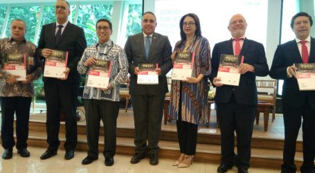 Kemlu RI Luncurkan Buku “Presidensi Indonesia di DK PBB”