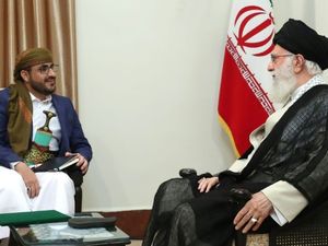 Pemimpin Houthi Yaman Temui Khamenei di Iran