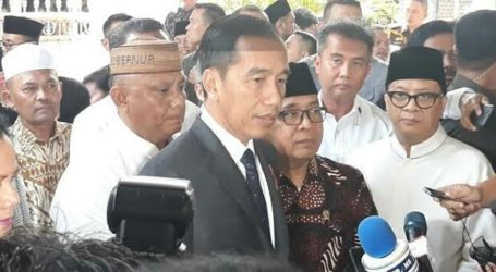 Presiden Jokowi Ta’ziyah ke Rumah Duka BJ Habibie