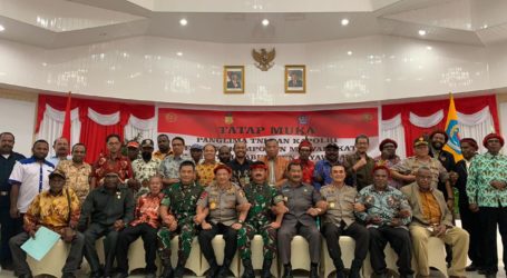 Panglima TNI-Kapolri Temui Masyarakat Jaya Wijaya