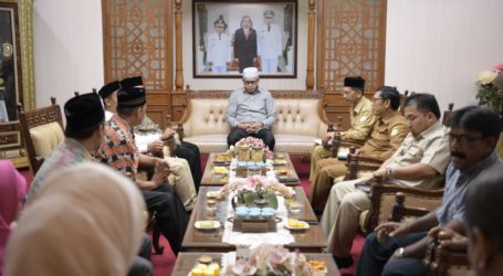 Nova Iriansyah Janji Upah Layak Buruh di Aceh