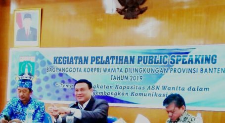 Budayawan Banten: ASN Wanita Harus Kuasai “Public Speaking”