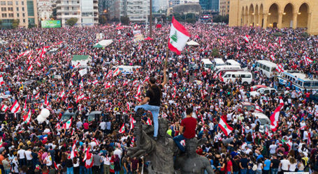 Perjalanan Sebulan Protes Besar di Lebanon