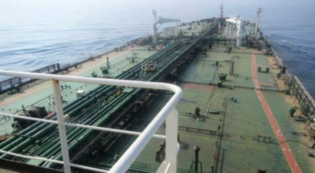 Dua Rudal Saudi Hantam Kapal Tanker Minyak Iran  