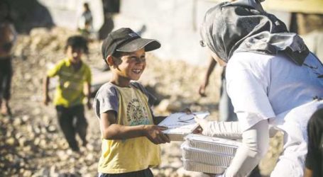 Qatar Charity Distribusikan Makanan untuk 100.000 Pengungsi dan Keluarga Miskin Palestina dll