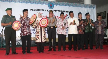 Bupati Brebes: Santri Milenial Harus Tegakkan Akhlakul Karimah