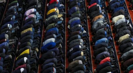Jutaan Jamaah Banjiri Masjid saat Turki Peringati Maulid Nabi