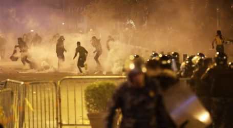 Lusinan Demonstran Lebanon Luka dalam Bentrokan Protes Terburuk
