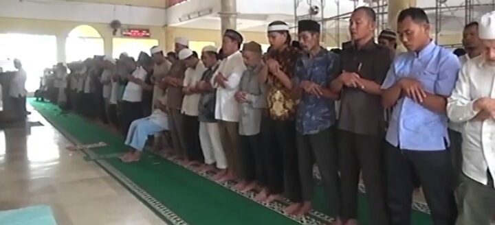 Ponpes AlFatah Cileungsi Gelar Shalat Gerhana Matahari