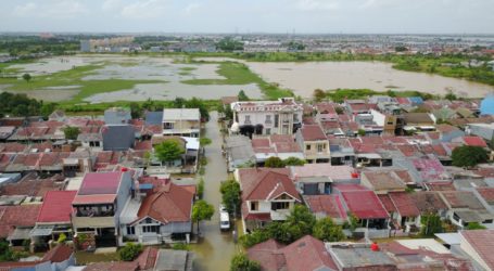 BNPB: Lebih dari 19 Ribu Warga Jabodetabek Mengungsi Akibat Banjir