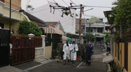 Pemprov. DKI Lakukan Disinfeksi Gunakan Drone dan Spray Darat di Lima Wilayah