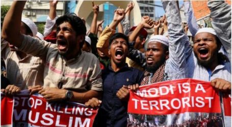 Ribuan Muslim Bangladesh Protes Kerusuhan di Delhi