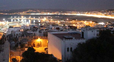 Warga Tangier Maroko Serempak Gaungkan Doa di Atap-Atap Rumah