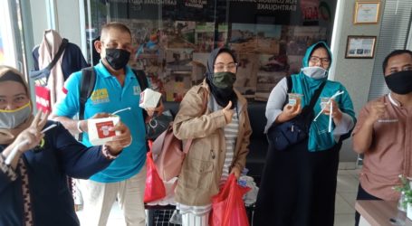 Jurnalis Kemanusiaan di Lampung Terima Bingkisan Cinta