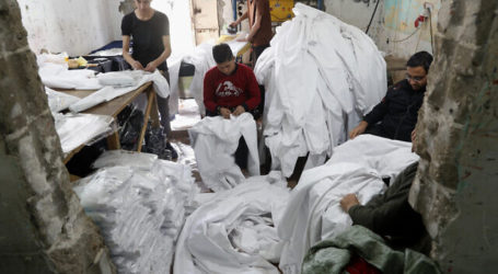Pabrik-Pabrik Pakaian Gaza Beroperasi Lagi Buat Pakaian Pelindung, Termasuk untuk Israel