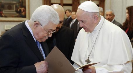 Presiden Abbas Ucapkan Selamat Paskah Kepada Paus Francis