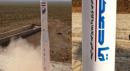 Iran Luncurkan Satelit Militer Pertama ke Orbit