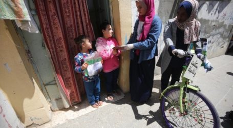 Warga Gaza Kirimkan Buku Untuk Anak-Anak di Rumah-Rumah