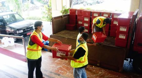 MER-C Kembali Salurkan 200 Paket APD ke Gugus Tugas COVID-19 Jakarta