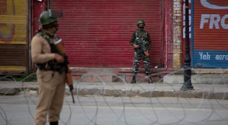 Bentrokan di Kashmir Terus Berlanjut Setelah Komandan Pejuang Terbunuh