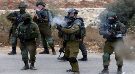 Puluhan Warga Tepi Barat Cedera Saat Bentrokan dengan Tentara Israel