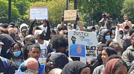 Ribuan Orang di Berbagai Kota di Inggris Protes Kematian Siswi Muslimah