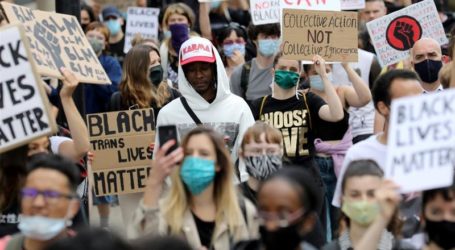 Ratusan Demonstran Inggris Protes Anti-Rasisme