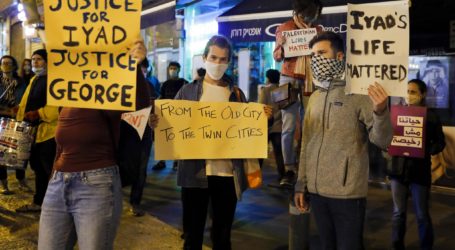 Ratusan Warga Protes Penembakan Pria Penderita Autis di Yerusalem