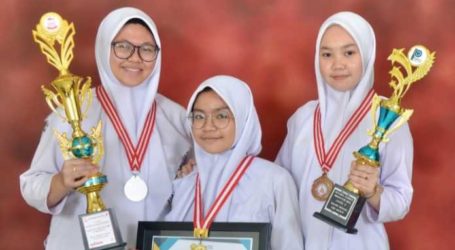 Siswa SMA Islam Athirah Makassar Raih Juara 2 Kompetisi Internasional