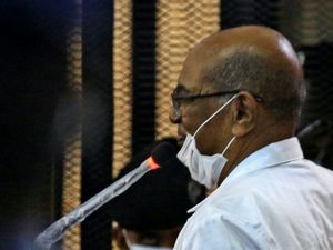 Pengadilan tentang Kudeta 1989 Bashir Ditunda Hingga 15 September