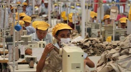 Riset IDEAS: RUU Ciptaker Berpotensi Turunkan Kesejahteraan 12,4 Juta Buruh di Jawa