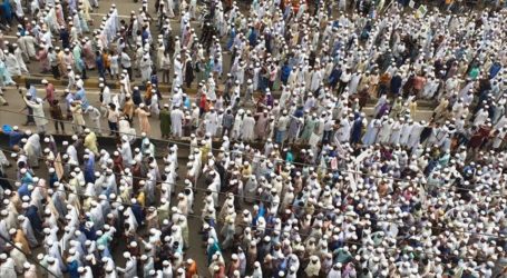 Puluhan Ribu Muslim Bangladesh Protes Tindakan Anti-Islam di Prancis