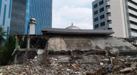 Warga Kebon Sirih Minta Gubernur Anies Usut Pembongkaran Masjid