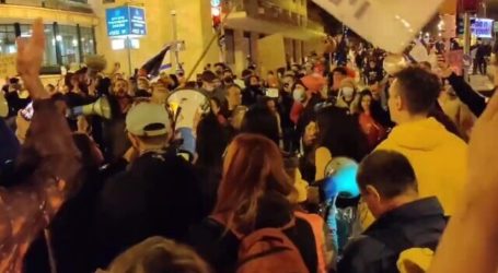 Ribuan Warga Israel Lanjutkan Protes Tuntut Netanyahu Mundur