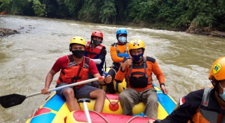 UAR dan Tim SAR Gabungan Temukan Korban Hanyut Arus Deras Kali Ciliwung