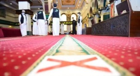 Saudi Tutup 52 Masjid untuk Cegah Penyebaran Covid-19