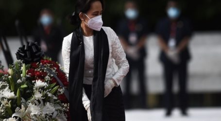 Australia Prihatin Atas Penangkapan Suu Kyi