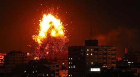 Gaza Diserang dari Darat dan Udara