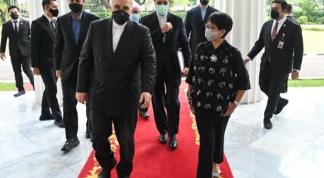 Menlu RI Terima Kunjungan Menlu Iran di Jakarta