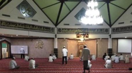 Jelang Ramadhan, Kemenag Rembang Cek Jam di Sejumlah Masjid