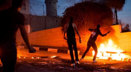 Bom Molotov Lukai Pemukim Israel