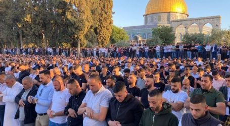 Lebih 100 Ribu Jama’ah Muslim Gelar Shalat Idul Fitri di Masjid Al-Aqsa